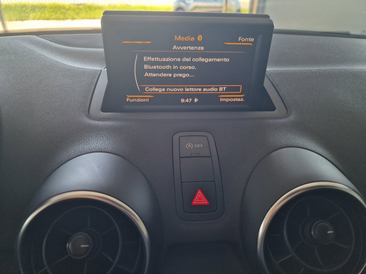 Audi A1 Sportback 1.6 TDI Admired (8)