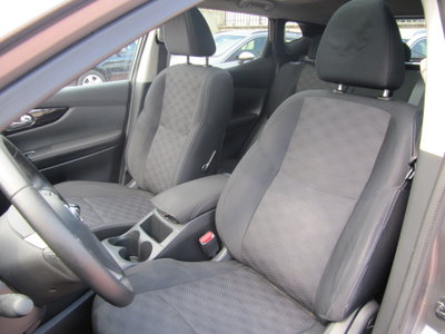 Nissan Qashqai 1.5 dCi N-Connecta (16)
