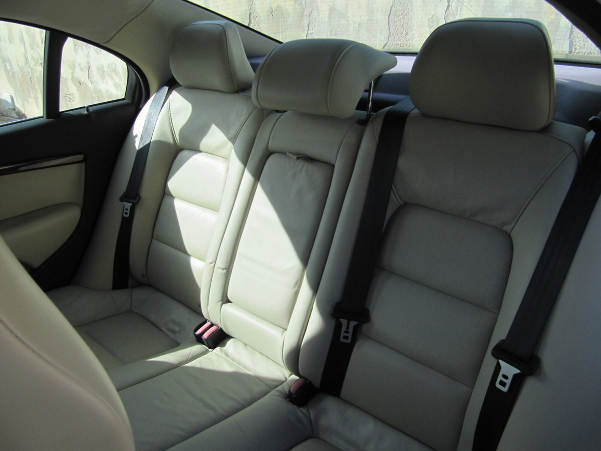 Volvo S80 2.4 D 163 CV Kinetic (11)