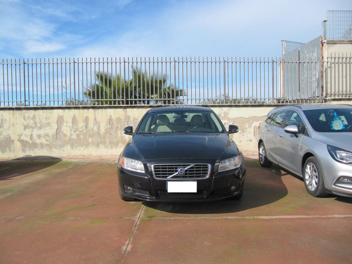 Volvo S80 2.4 D 163 CV Kinetic (3)