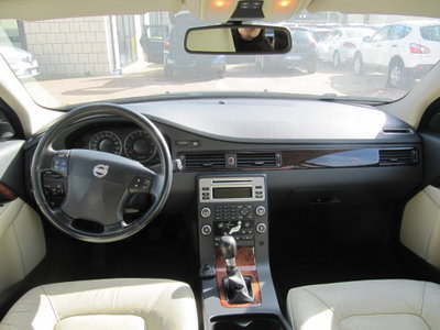 Volvo S80 2.4 D 163 CV Kinetic (6)