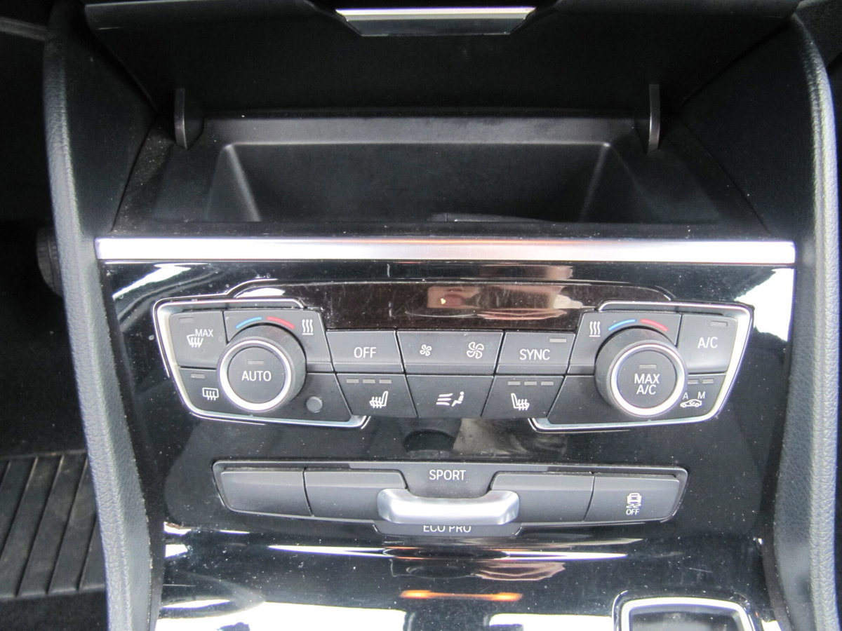 BMW Serie 2 Active Tourer 216d (8)