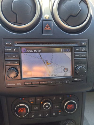 Nissan Qashqai 1.5 dCi DPF Tekna (2)