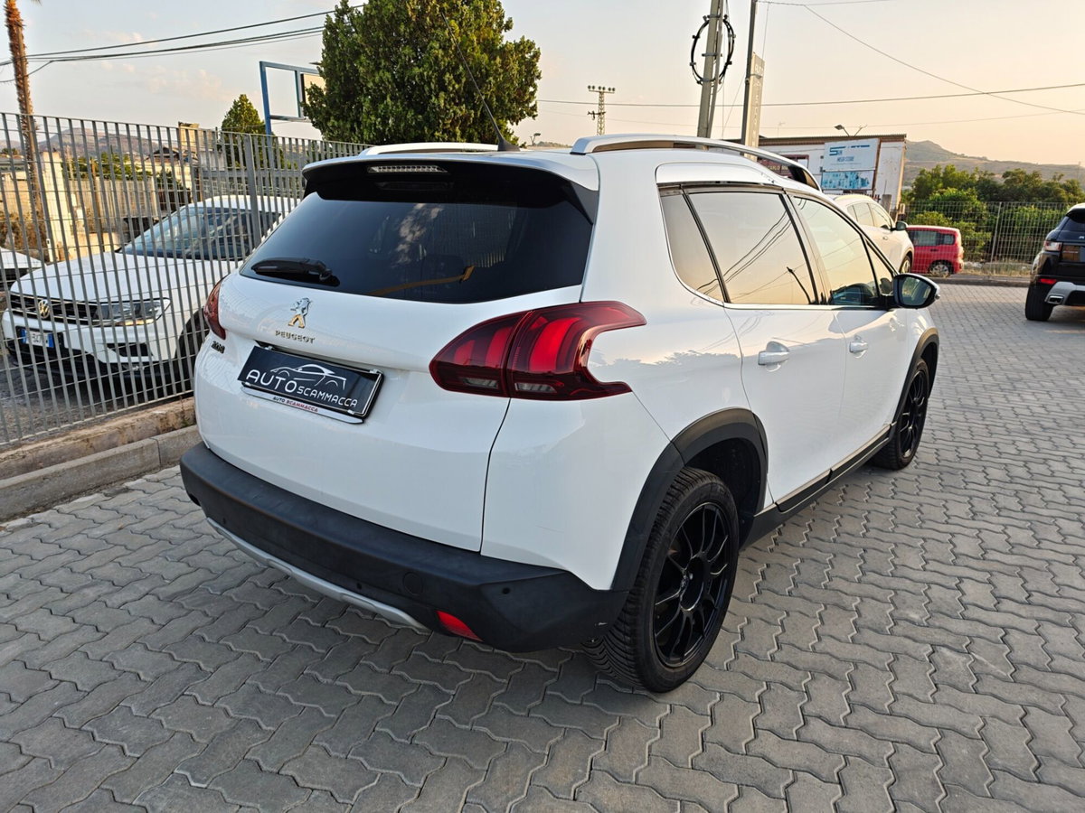 Peugeot 2008 100 Black Matt (4)