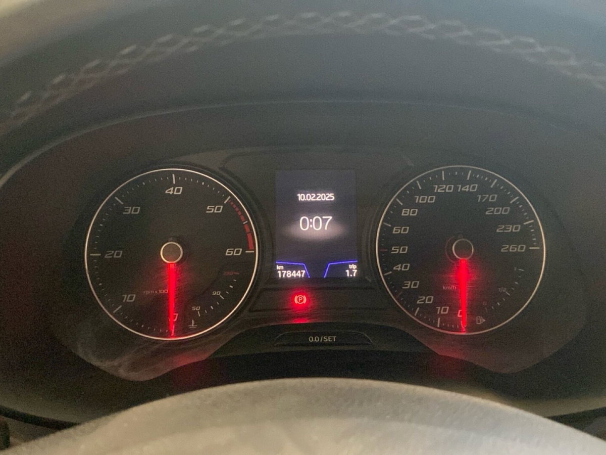 SEAT Ateca 1.6 TDI XCELLENCE (9)