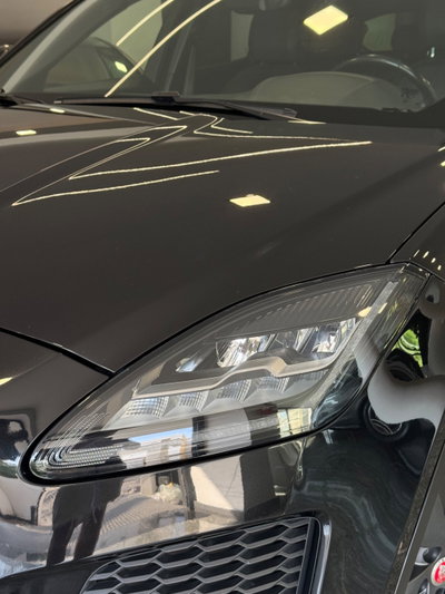 Jaguar E-Pace 2.0D 150 CV AWD R-Dynamic SE (13)