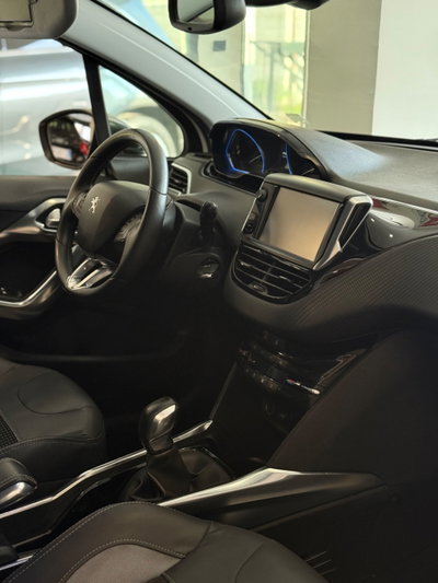 Peugeot 2008 e-HDi 92 CV Stop&Start Allure (10)