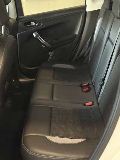 Peugeot 2008 e-HDi 92 CV Stop&Start Allure (9)
