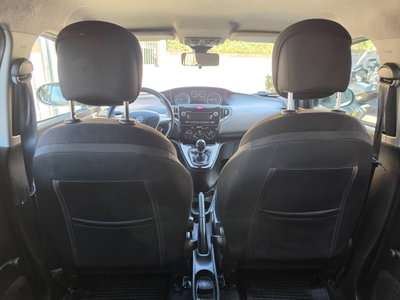 Lancia Ypsilon 1.2 69 CV 5 porte Silver (19)