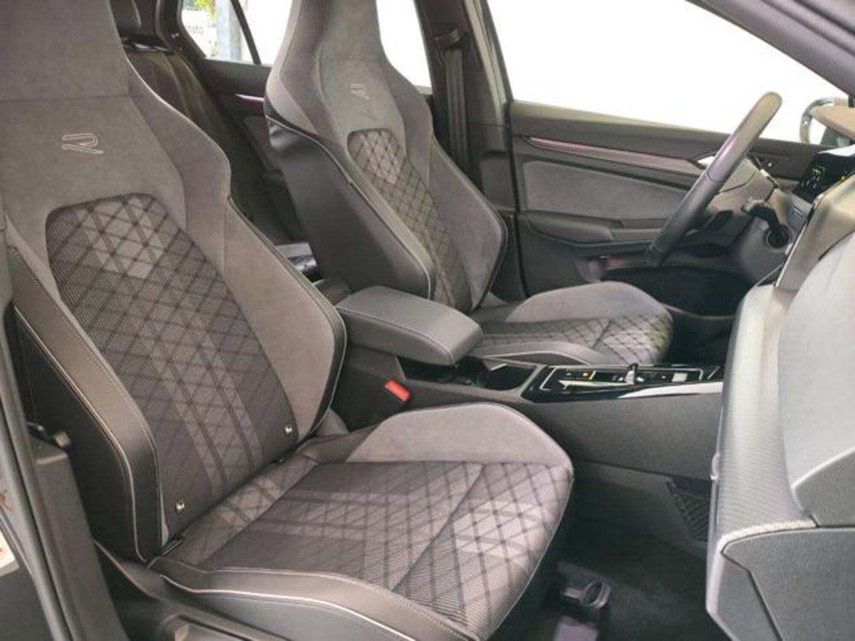 Volkswagen Golf 1.5 eTSI 130 CV EVO ACT DSG R-Line (14)