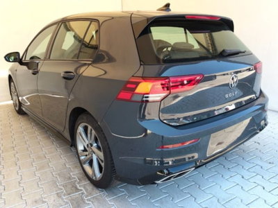 Volkswagen Golf 1.5 eTSI 130 CV EVO ACT DSG R-Line (6)