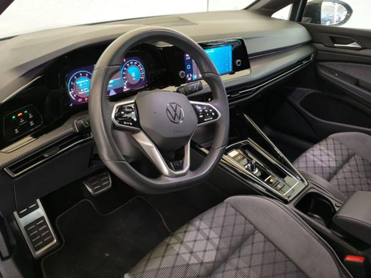 Volkswagen Golf 1.5 eTSI 130 CV EVO ACT DSG R-Line (7)