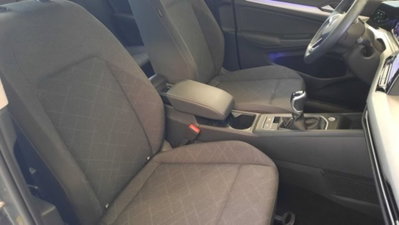 Volkswagen Golf 1.0 TSI 115 CV 5p. Trendline BlueMotion Technology (16)