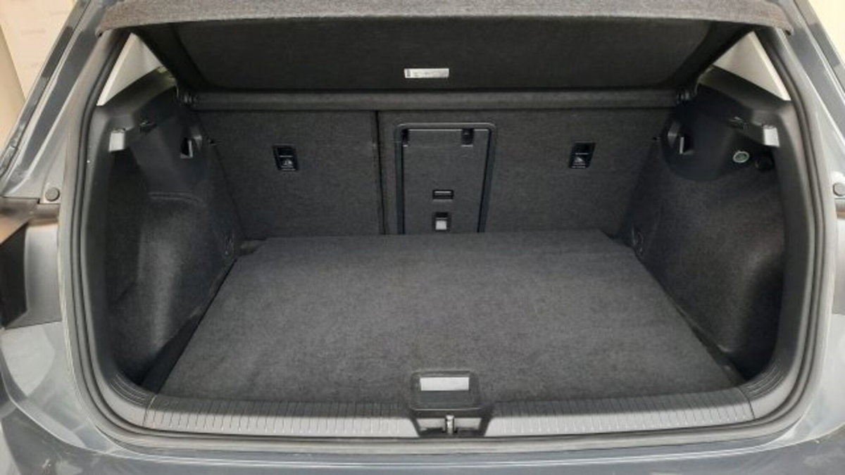 Volkswagen Golf 1.0 TSI 115 CV 5p. Trendline BlueMotion Technology (17)