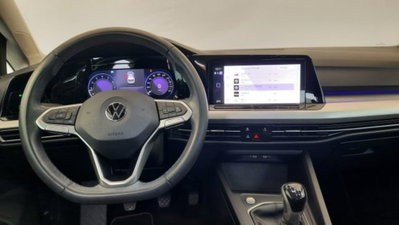 Volkswagen Golf 1.0 TSI 115 CV 5p. Trendline BlueMotion Technology (8)