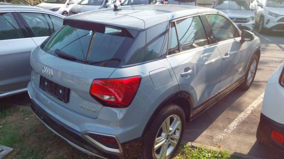 Audi Q2 Q2 30 TFSI Business (2)