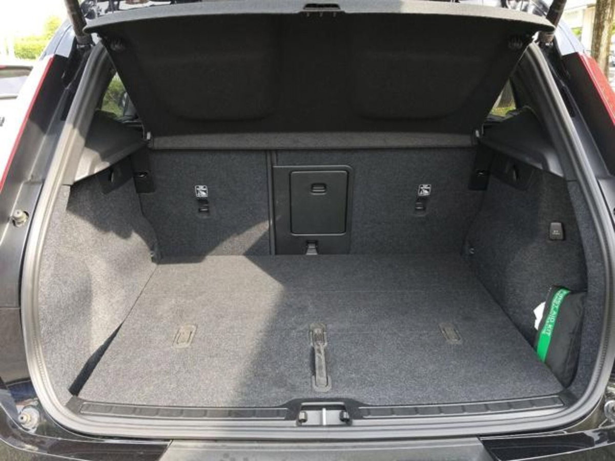 Volvo XC40 B3 automatico Core (20)