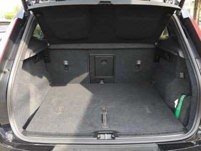 Volvo XC40 B3 automatico Core (20)