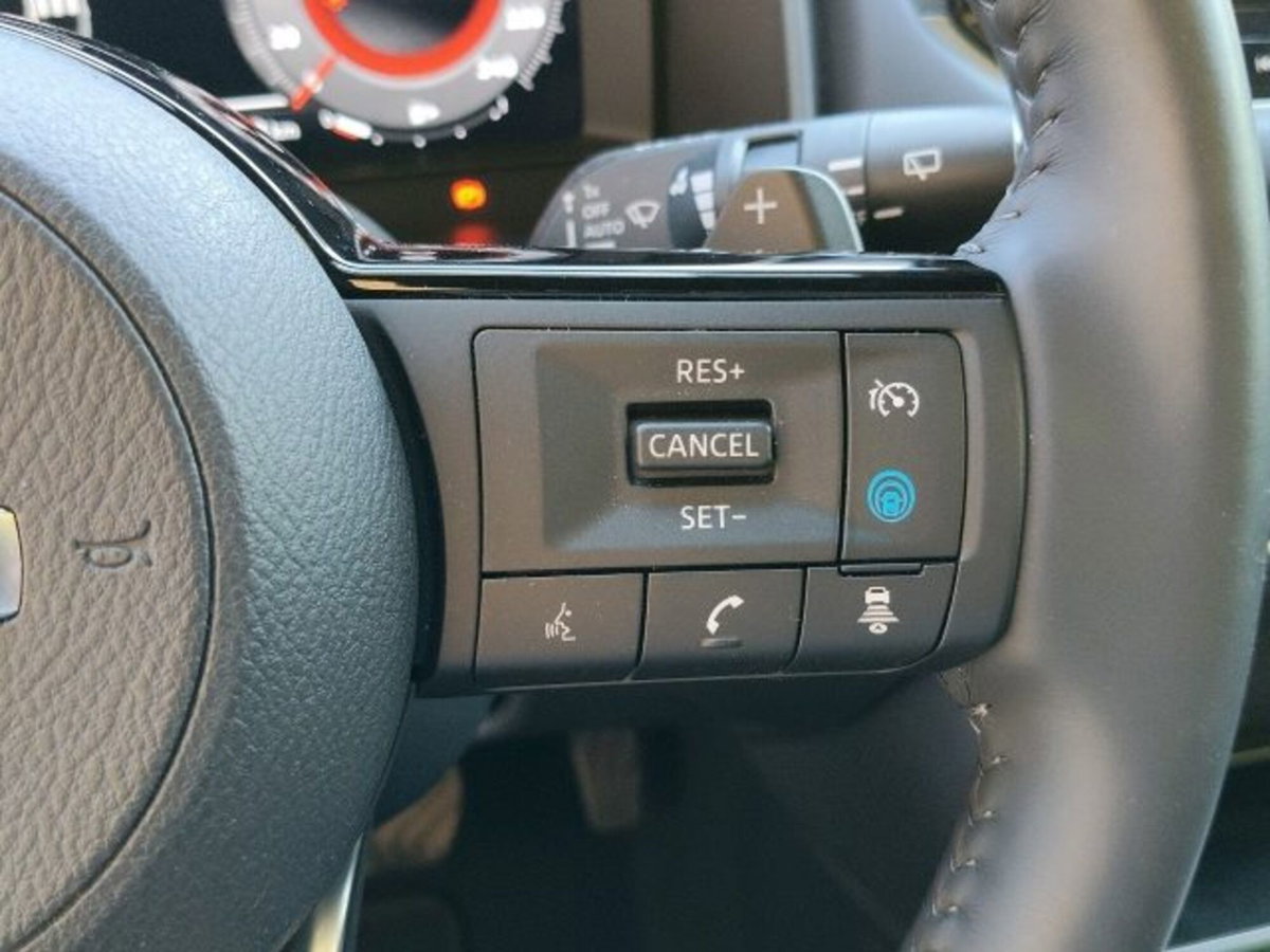 Nissan Qashqai 1.3 mhev Tekna 4wd 158cv xtronic (13)