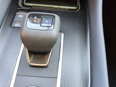 Nissan Qashqai 1.3 mhev Tekna 4wd 158cv xtronic (16)