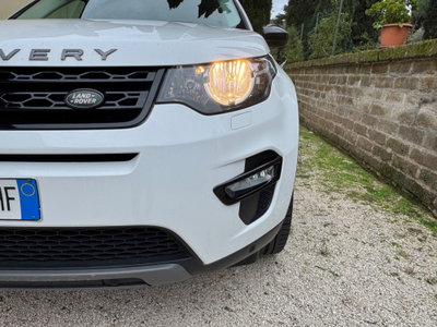 Land Rover Discovery Sport 2.0 TD4 150 CV HSE Luxury (13)