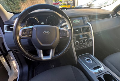 Land Rover Discovery Sport 2.0 TD4 150 CV HSE Luxury (17)