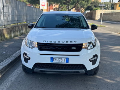Land Rover Discovery Sport 2.0 TD4 150 CV HSE Luxury (2)