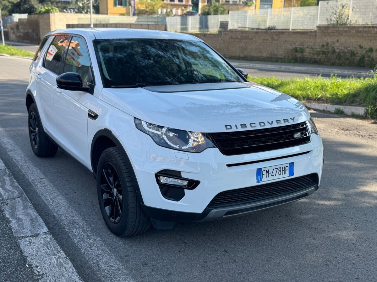 Land Rover Discovery Sport 2.0 TD4 150 CV HSE Luxury (3)