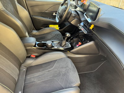 Peugeot 208 PureTech 100 Stop&Start 5 porte GT (12)