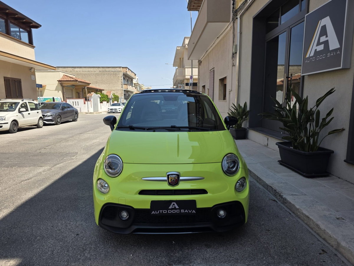 Abarth 595 595 1.4 Turbo T-Jet 160 CV Yamaha Factory Racing (2)