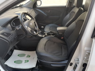 Hyundai ix35 1.7 CRDi 2WD Xpossible (11)