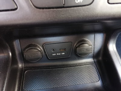 Hyundai ix35 1.7 CRDi 2WD Xpossible (12)