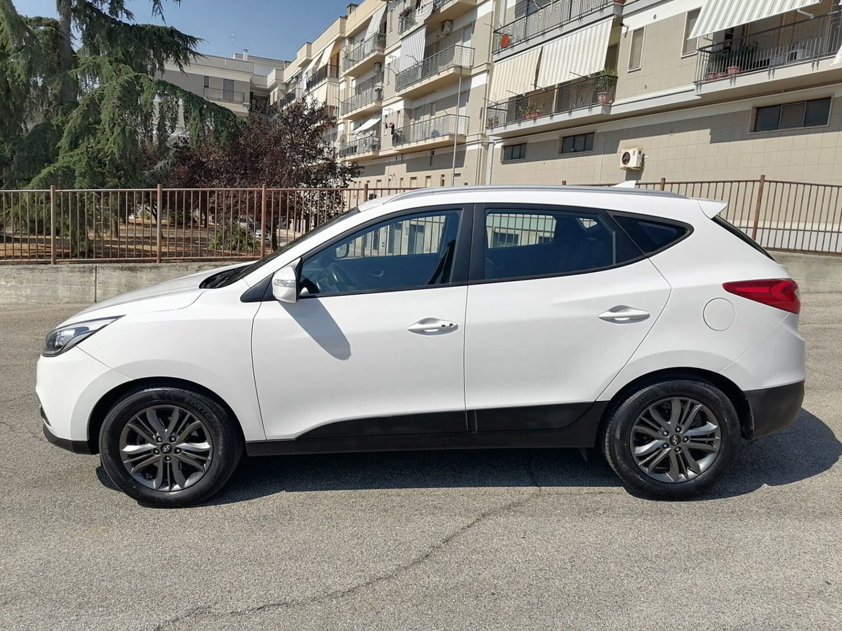 Hyundai ix35 1.7 CRDi 2WD Xpossible (4)