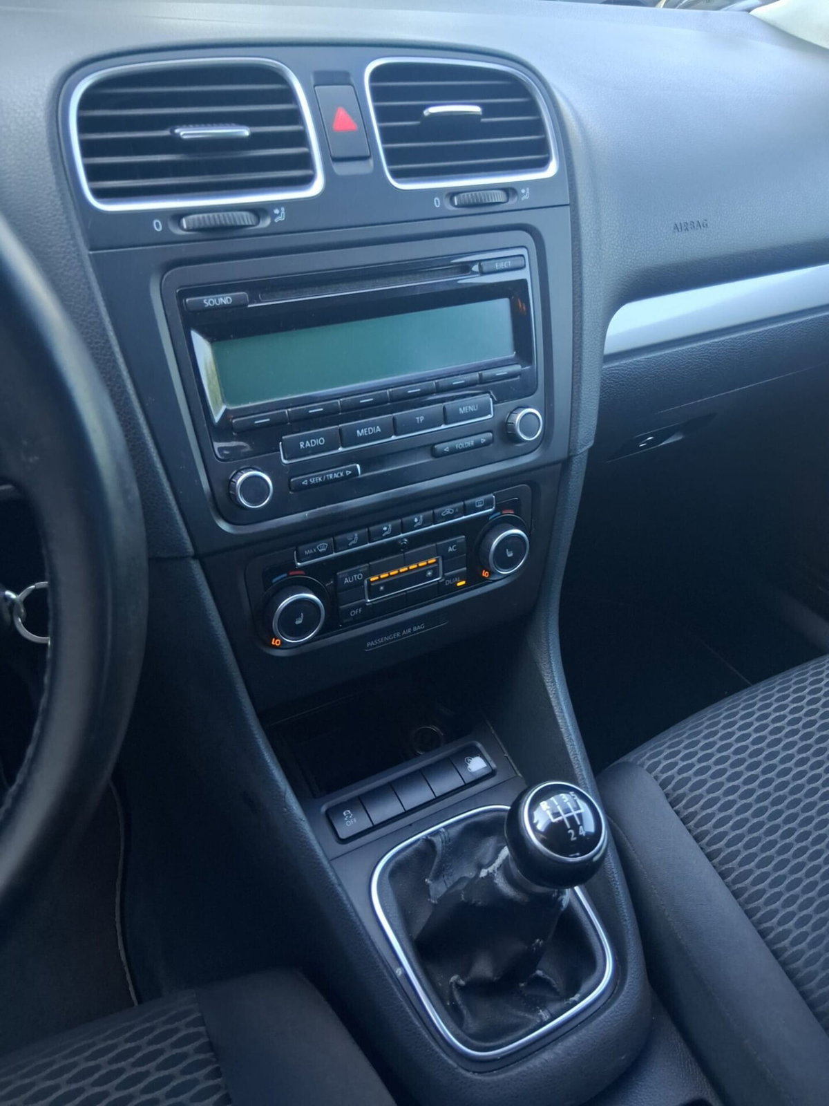 Volkswagen Golf 1.6 TDI DPF 5p. Highline (11)