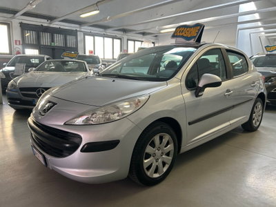 Peugeot 207 VTi 95CV 5p. XS Easy (2)