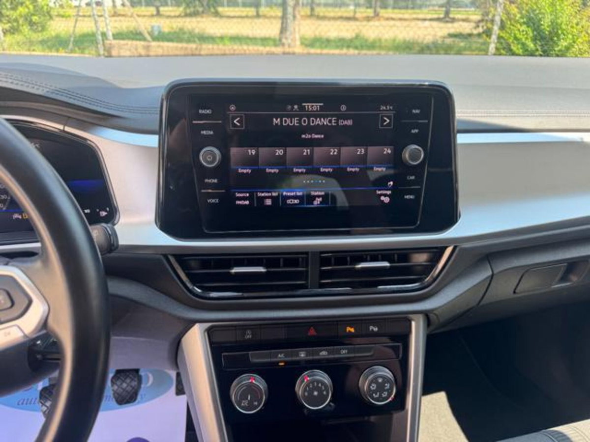 Volkswagen T-Roc 1.0 TSI Life (12)