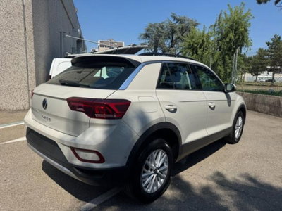 Volkswagen T-Roc 1.0 TSI Life (3)