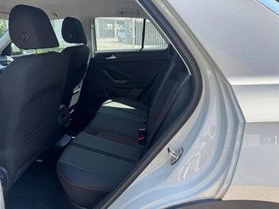 Volkswagen T-Roc 1.0 TSI Life (8)