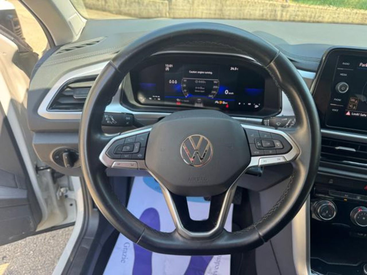 Volkswagen T-Roc 1.0 TSI Life (9)