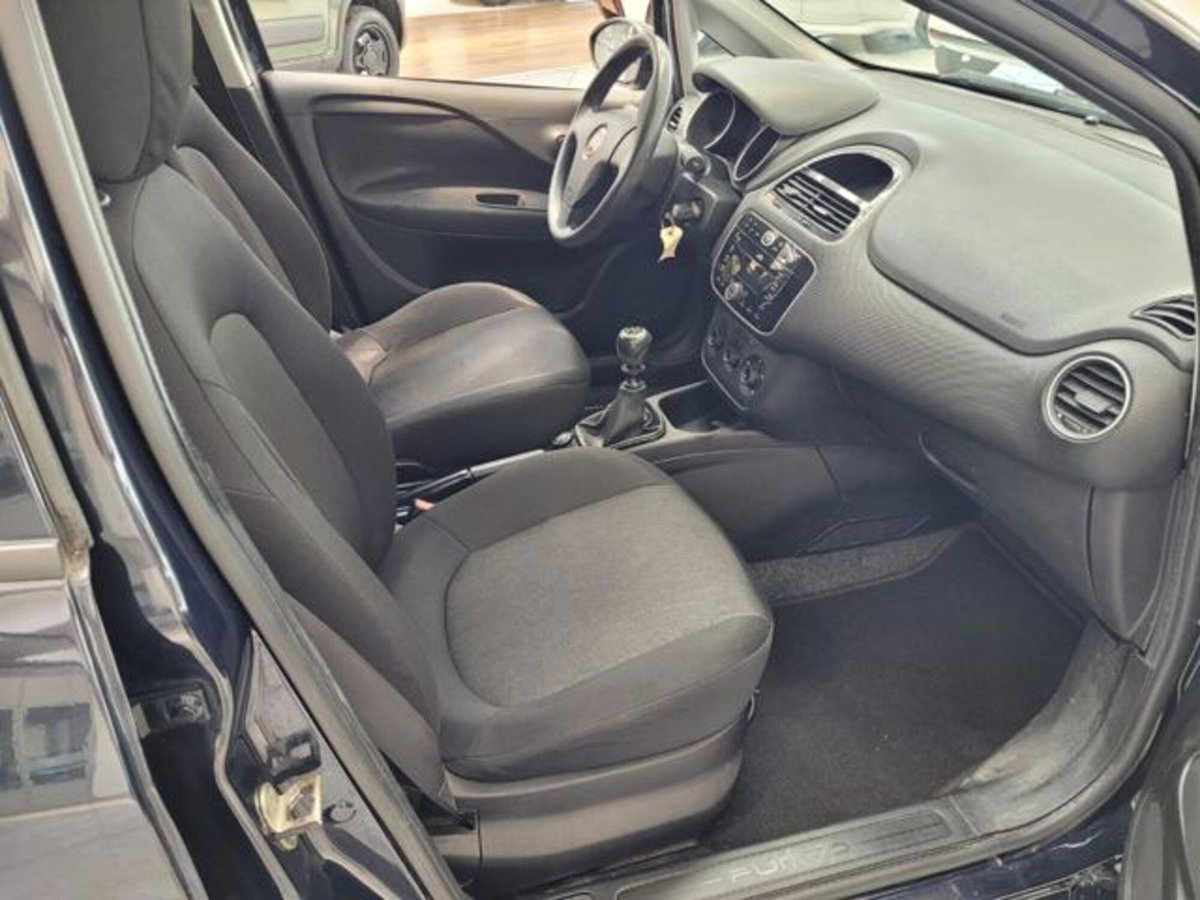 Fiat Punto 1.2 8V 5 porte Street (11)