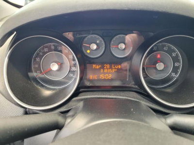 Fiat Punto 1.2 8V 5 porte Street (8)