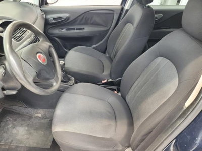Fiat Punto 1.2 8V 5 porte Street (9)
