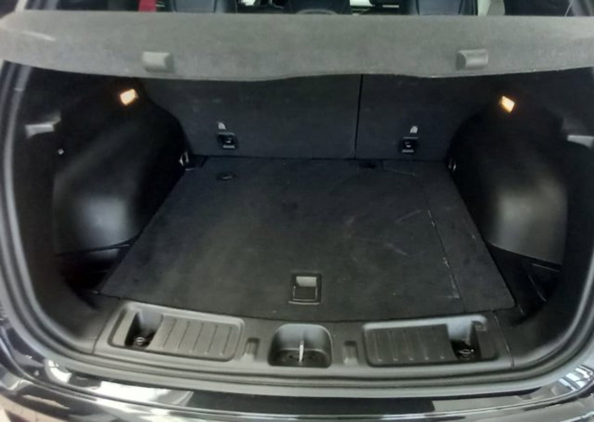 Jeep Compass 1.3 T4 190CV PHEV AT6 4xe 80° Anniversario (5)