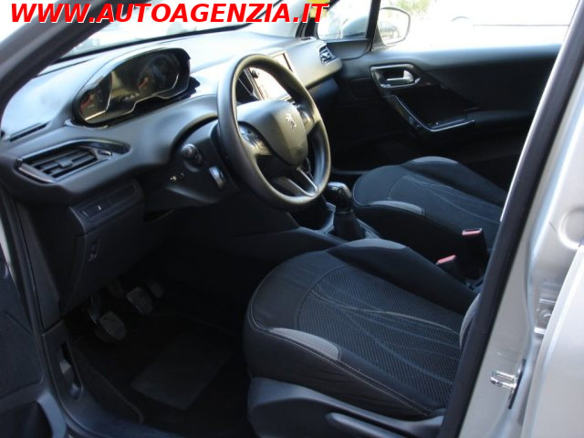 Peugeot 208 VTi 82 CV 5 porte Active (12)