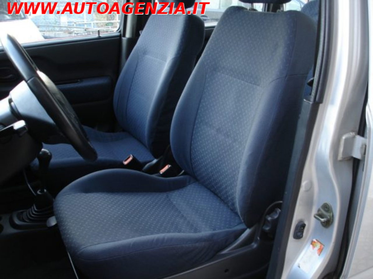 Suzuki Wagon R+ 16V cat 4x4 GL (10)