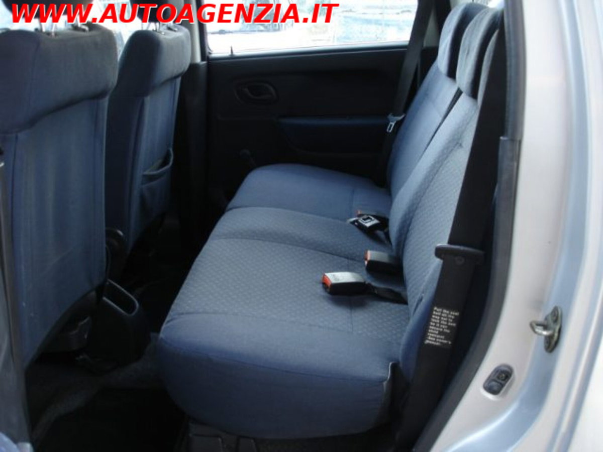 Suzuki Wagon R+ 16V cat 4x4 GL (11)