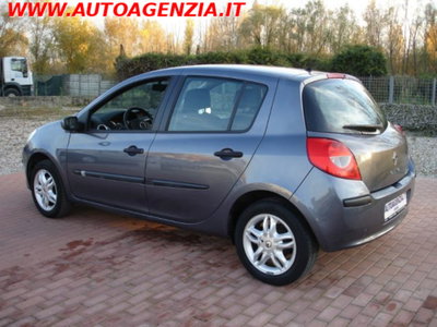 Renault Clio 1.2 16V 5 porte Confort (4)
