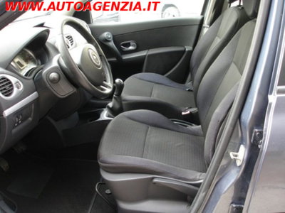 Renault Clio 1.2 16V 5 porte Confort (7)