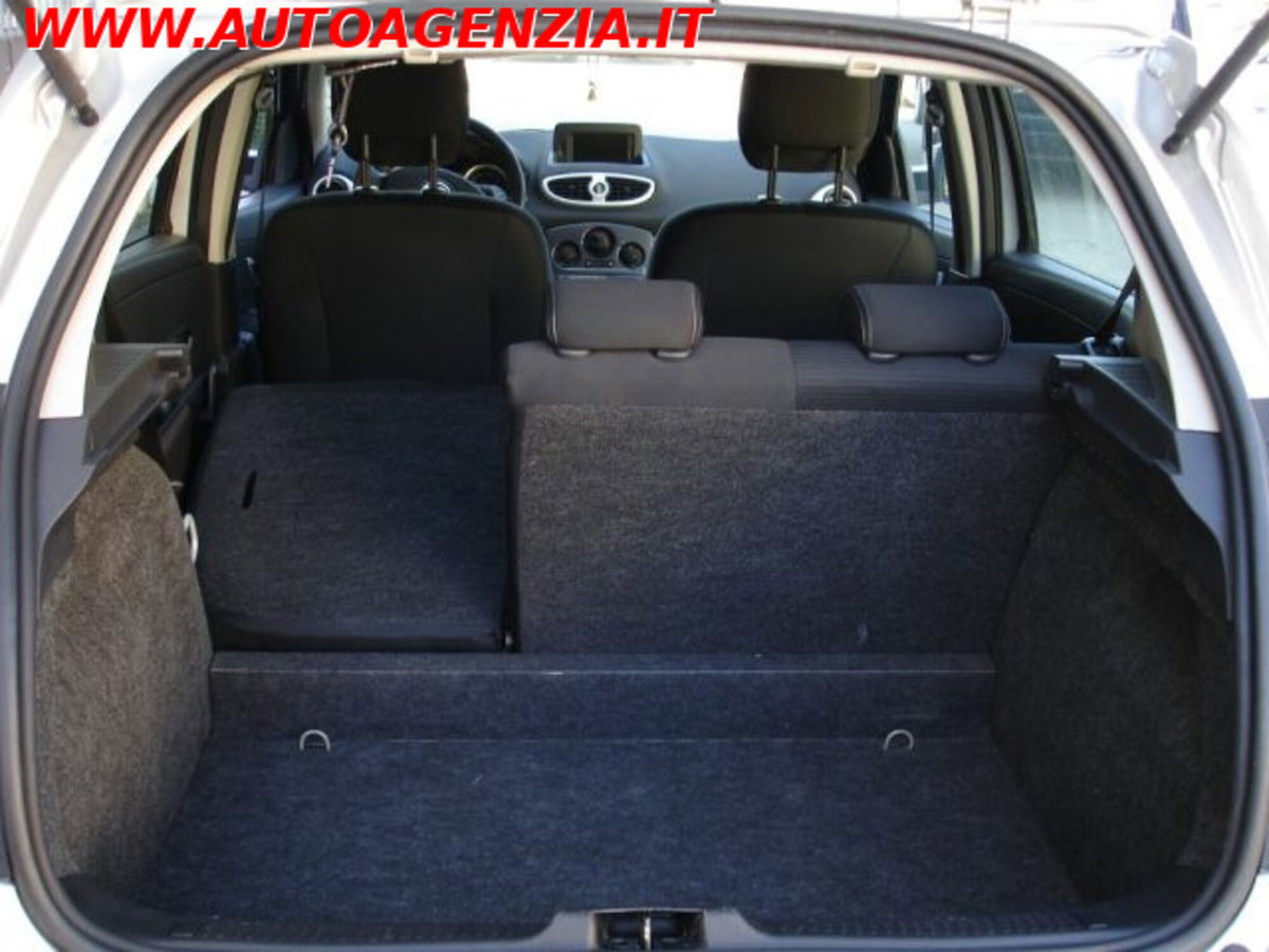 Renault Clio 1.5 dCi 75CV 5 porte Dynamique (14)