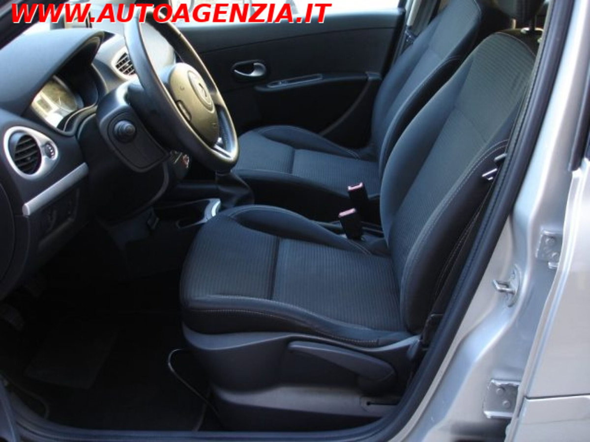 Renault Clio 1.5 dCi 75CV 5 porte Dynamique (16)